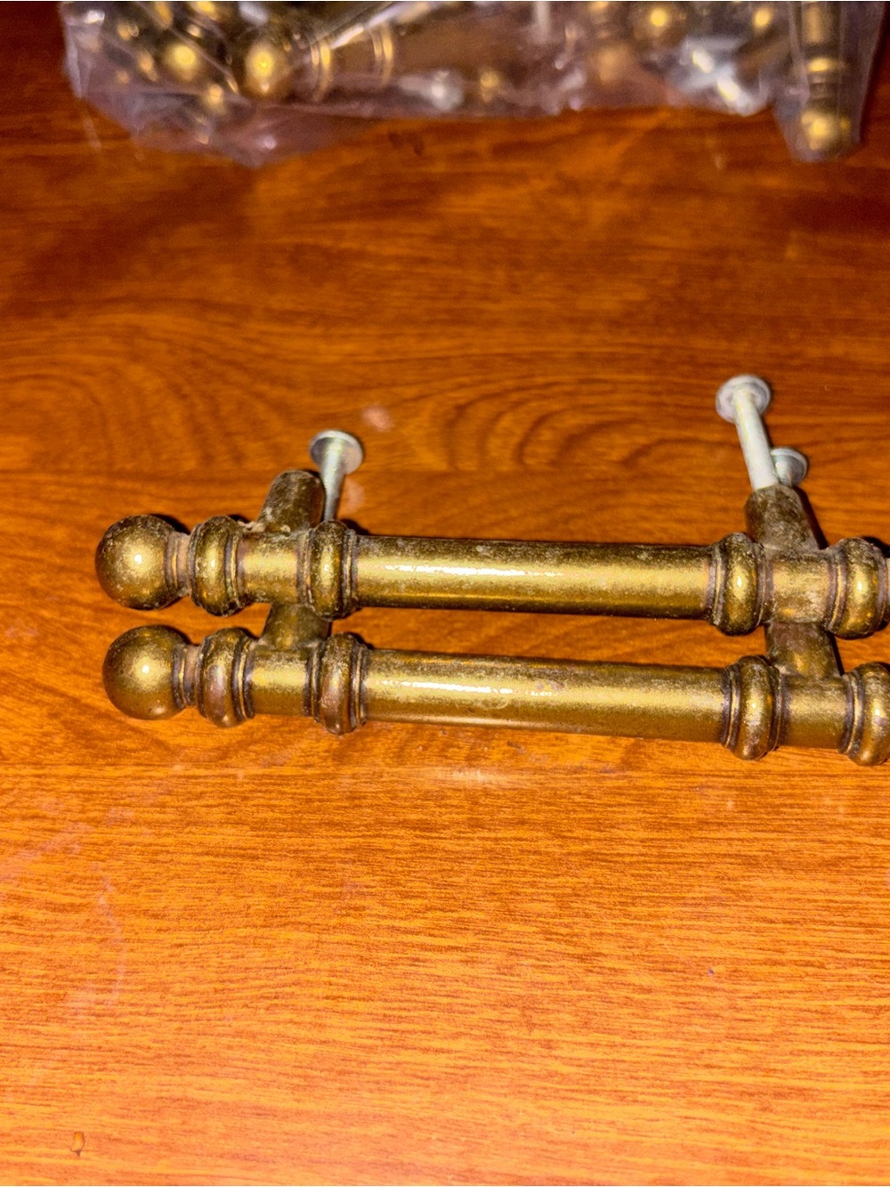 Antique brass cabinet pulls 26 count with hardware